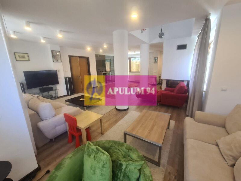 Vila de lux de vanzare in Predeal